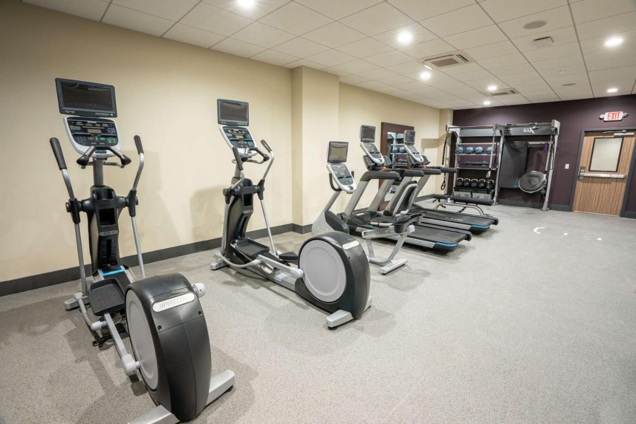 Hilton Garden Inn Wichita Downtown, Ks Εξωτερικό φωτογραφία