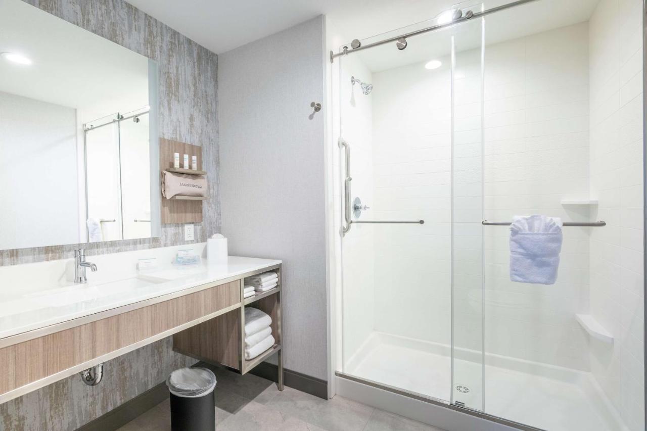 Hilton Garden Inn Wichita Downtown, Ks Εξωτερικό φωτογραφία