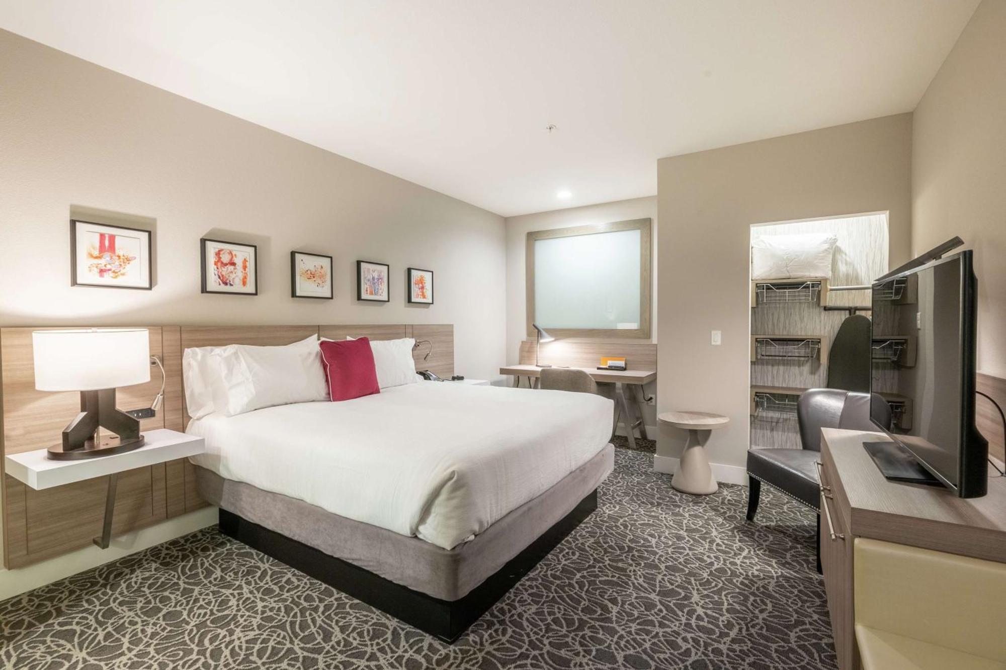 Hilton Garden Inn Wichita Downtown, Ks Εξωτερικό φωτογραφία